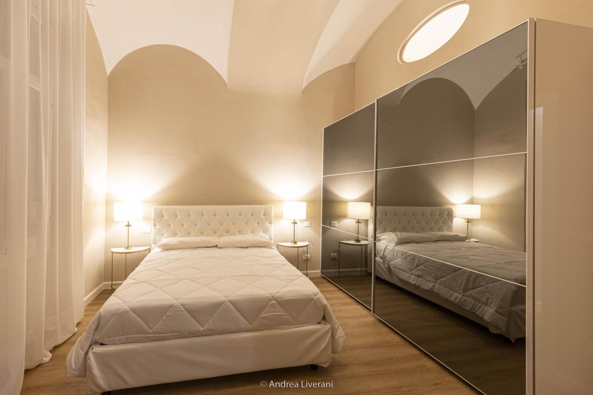 Sibilla Suite Apartment - Via Oberdan 13 ボローニャ エクステリア 写真