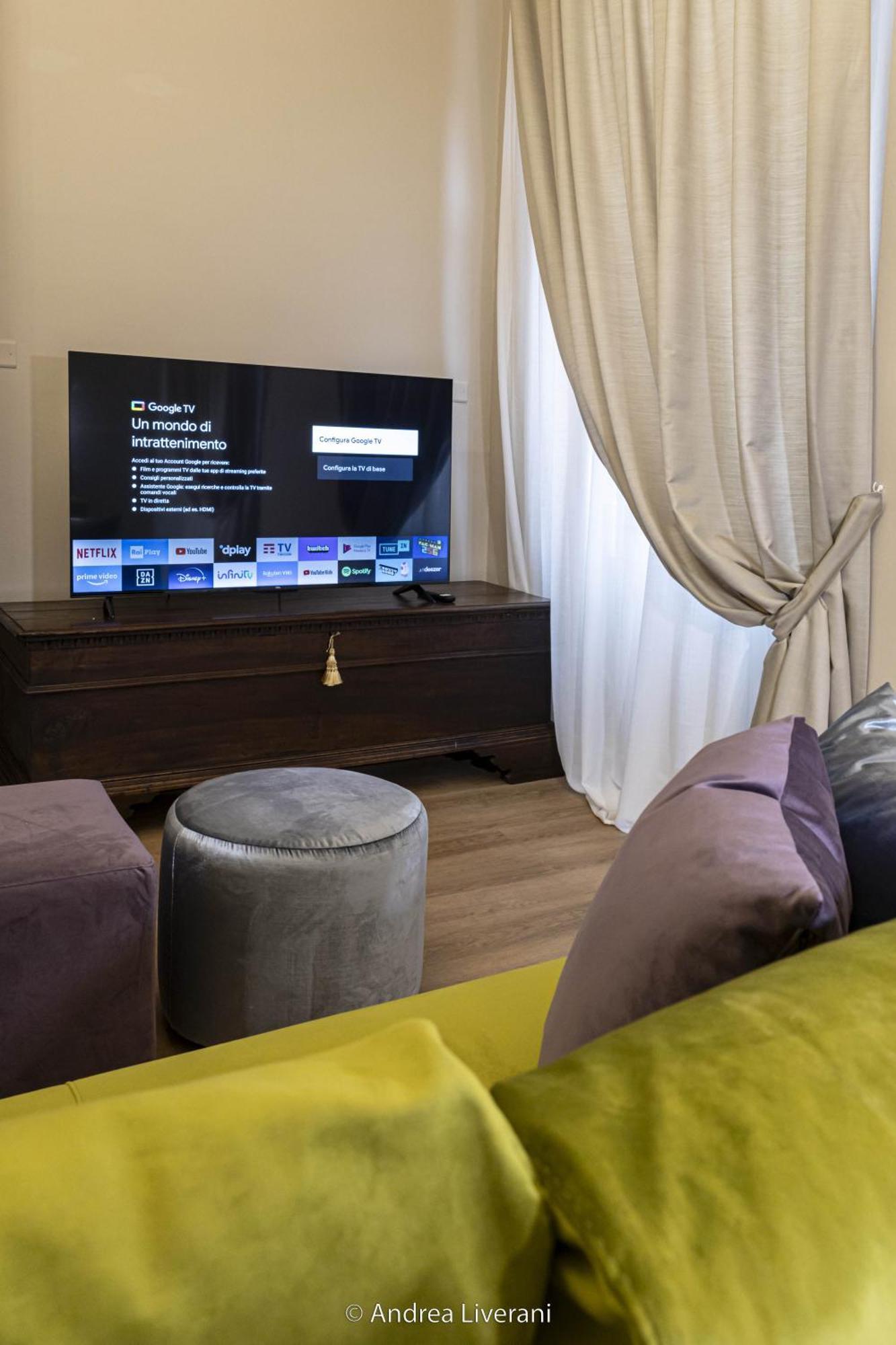 Sibilla Suite Apartment - Via Oberdan 13 ボローニャ エクステリア 写真