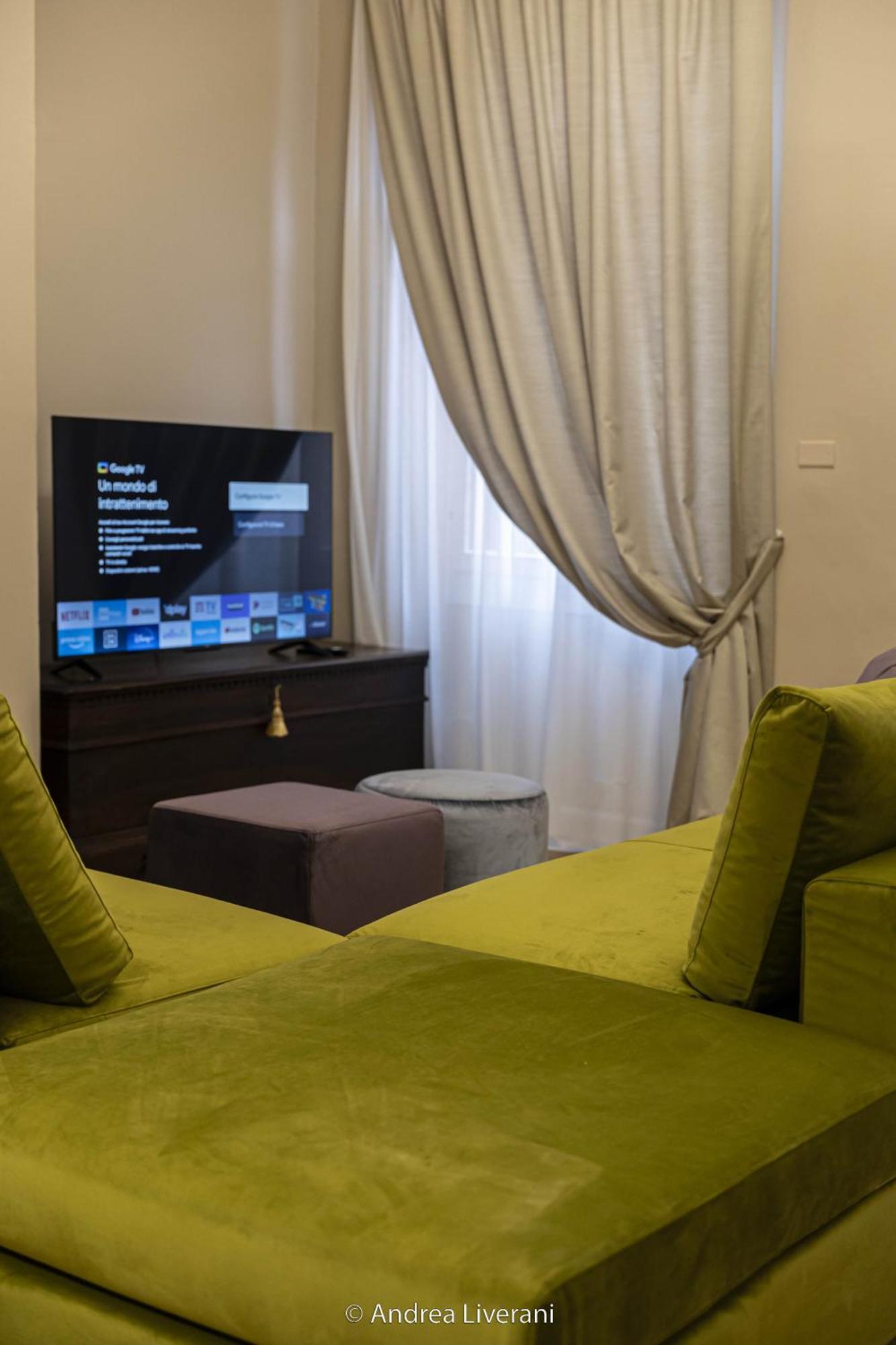 Sibilla Suite Apartment - Via Oberdan 13 ボローニャ エクステリア 写真
