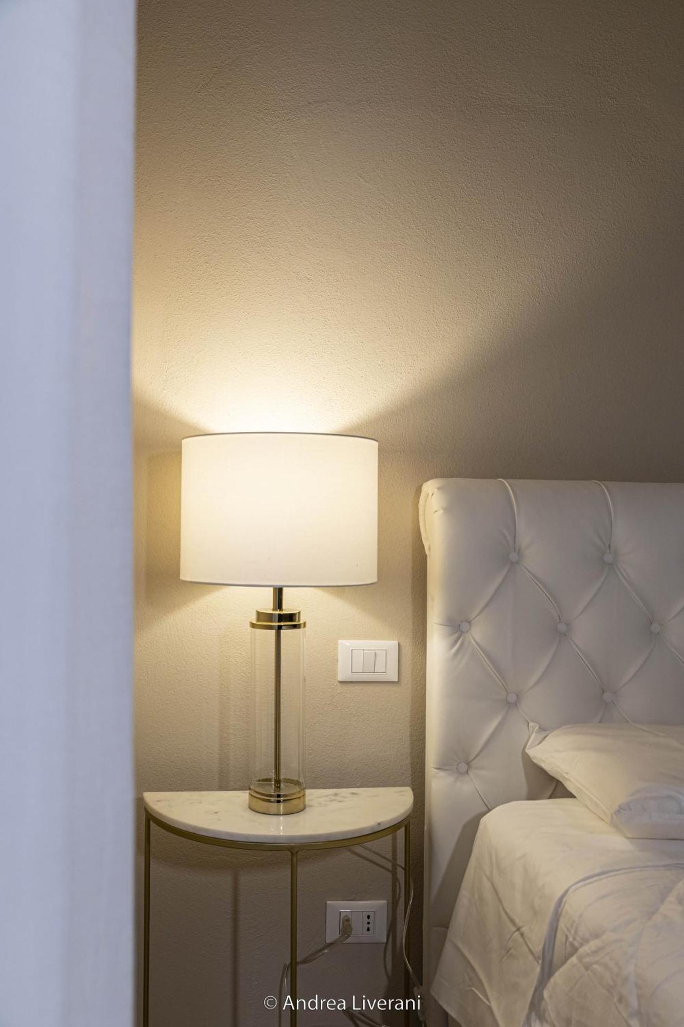 Sibilla Suite Apartment - Via Oberdan 13 ボローニャ エクステリア 写真