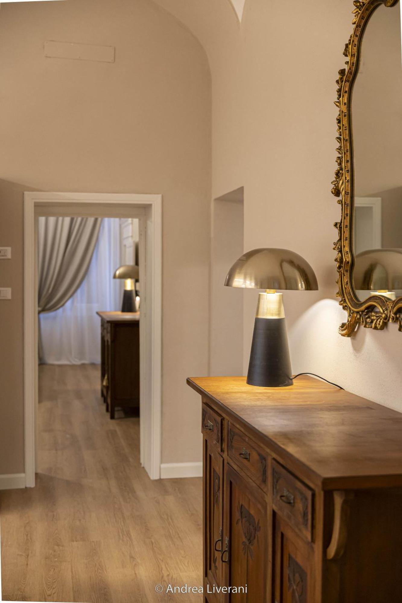 Sibilla Suite Apartment - Via Oberdan 13 ボローニャ エクステリア 写真